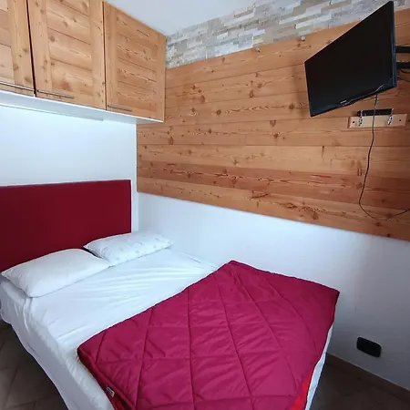 Apartment Bel 6 Pers, Skis Aux Pieds, Animaux Acceptes, Terrasse Privative, - Fr-1-445-20